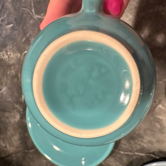 Fiesta (firstaware) teacups and saucers - Picture 2 of 8